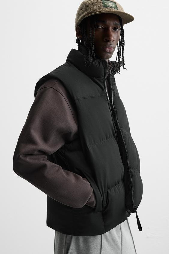 BLACK SLEEVELESS DOWN JACKET