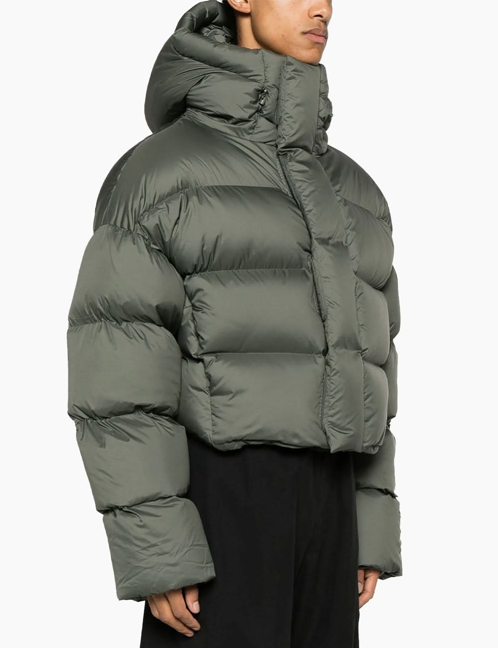 Green high-neck down jacket